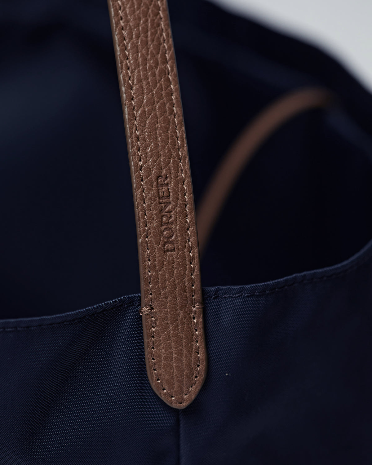 Inès - Navy  (Pre-order)