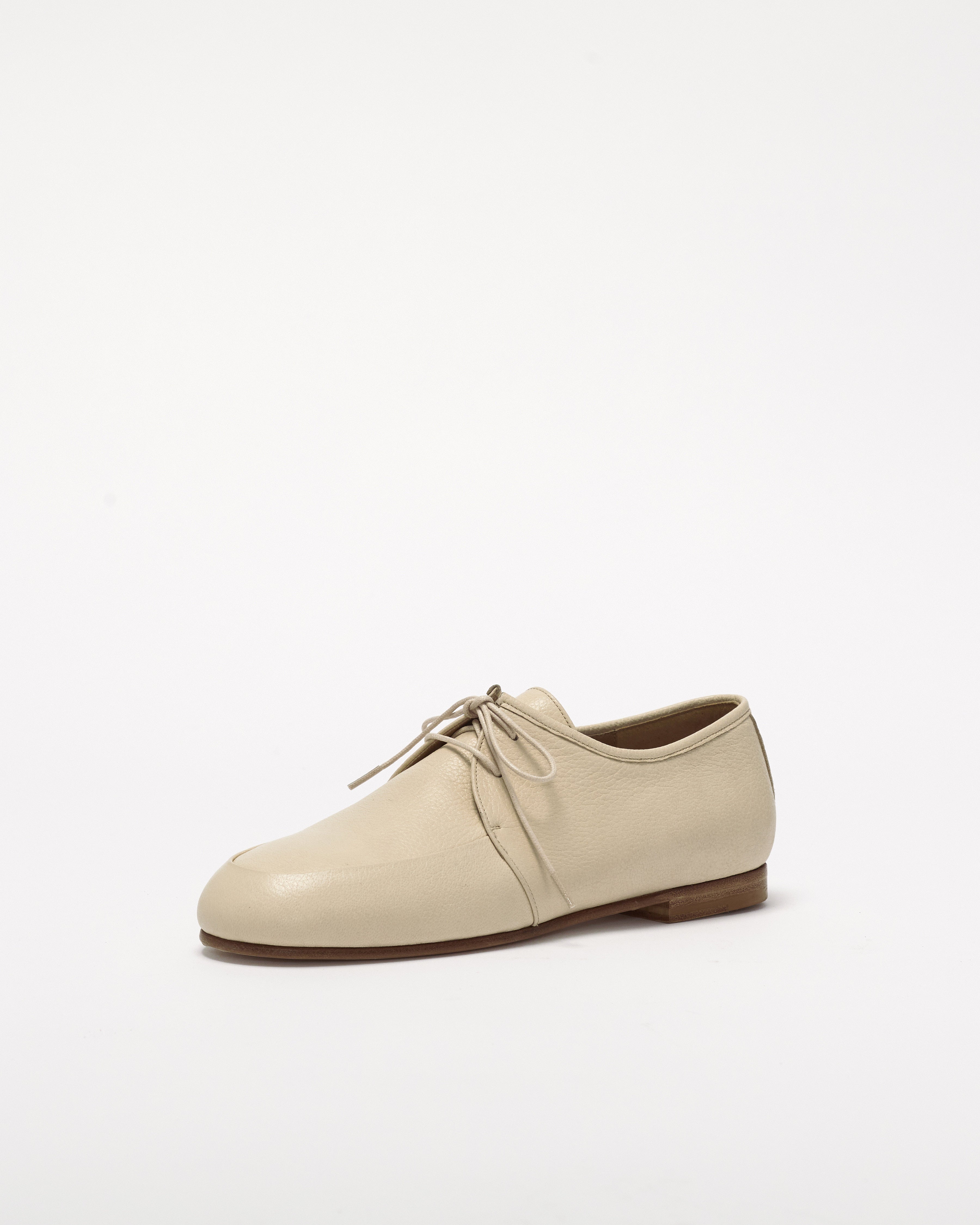 Evelyne - Leather in Ivory