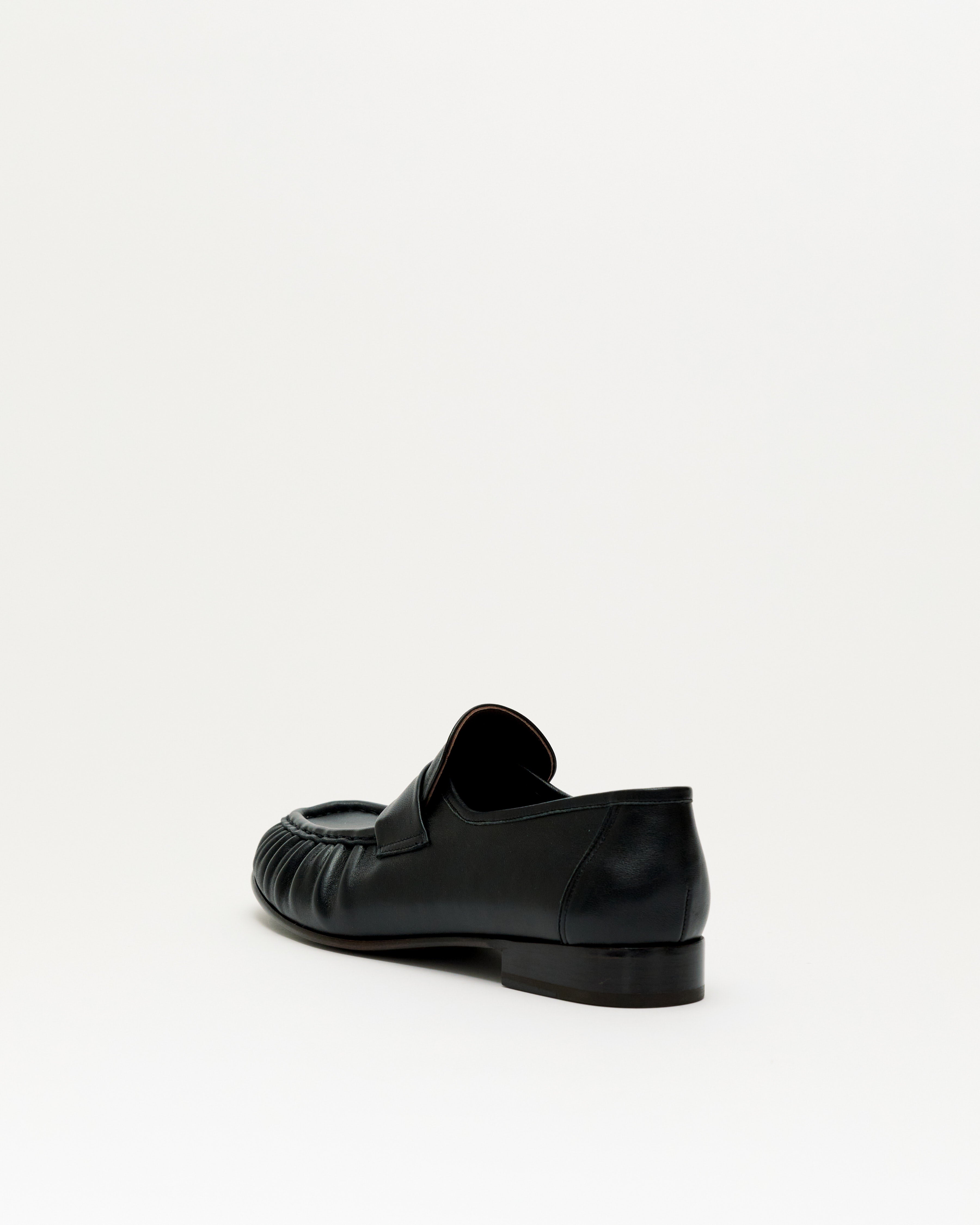 Louis - Leather in Black