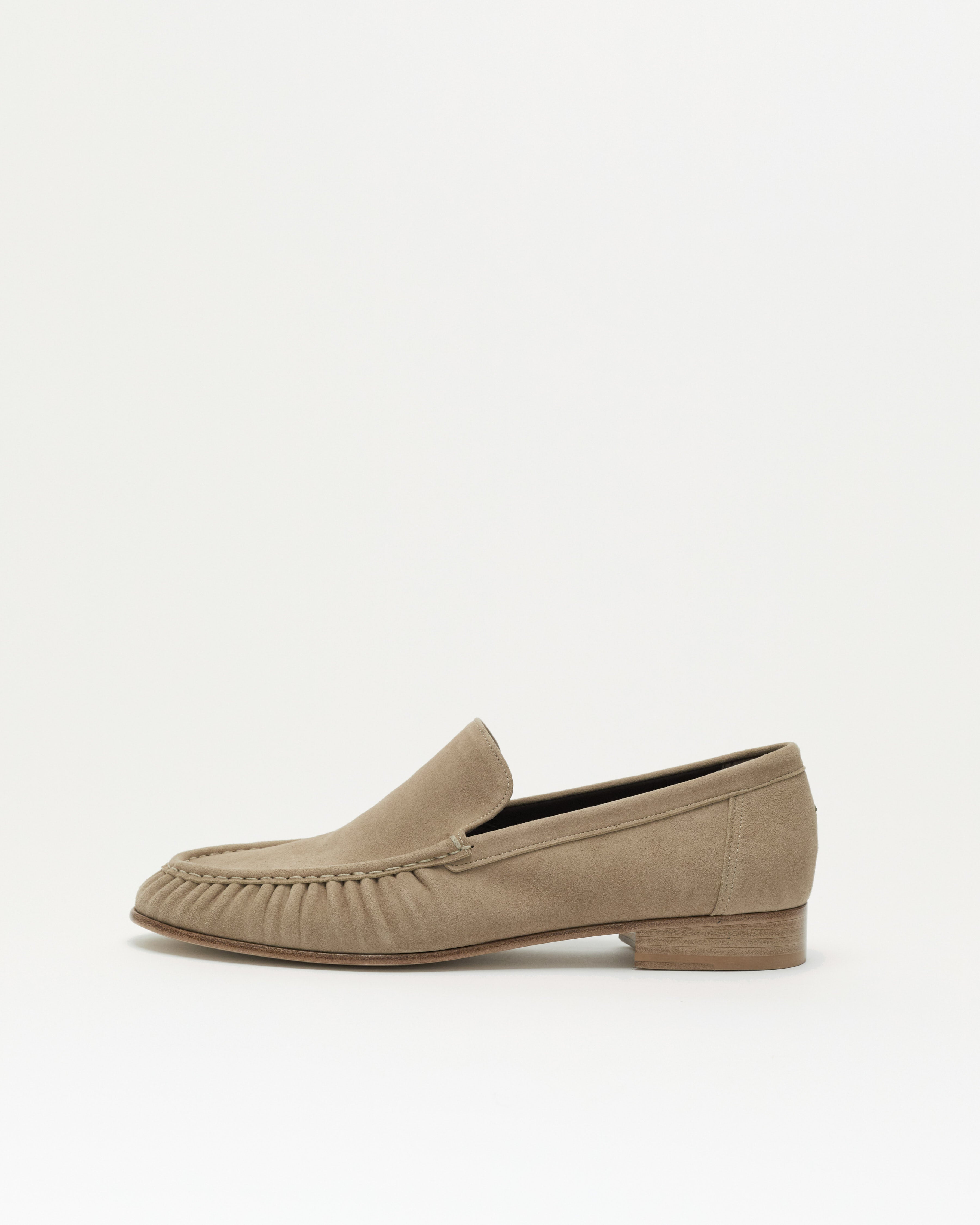 Lucy - Suede In Sand