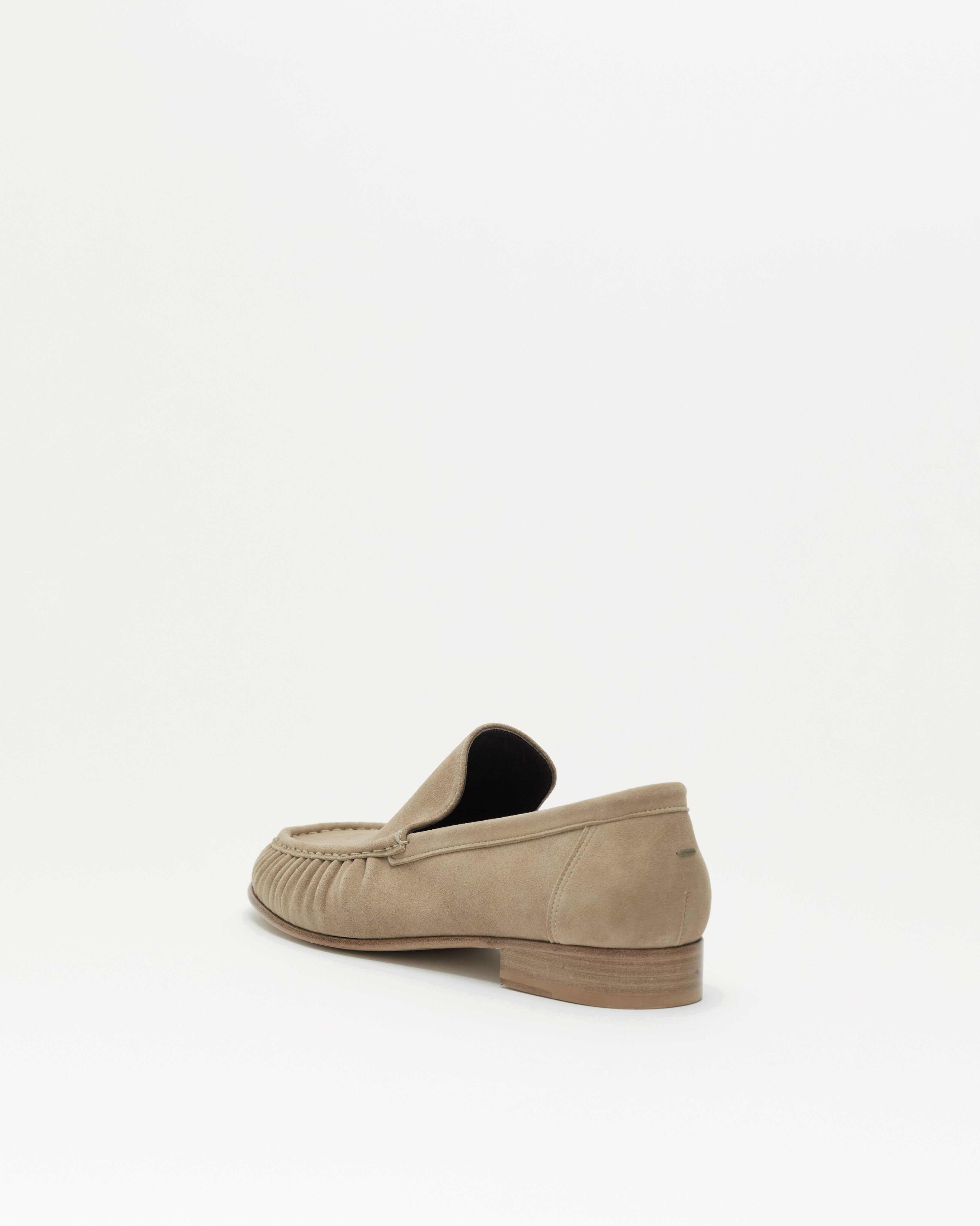 Lucy - Suede In Sand