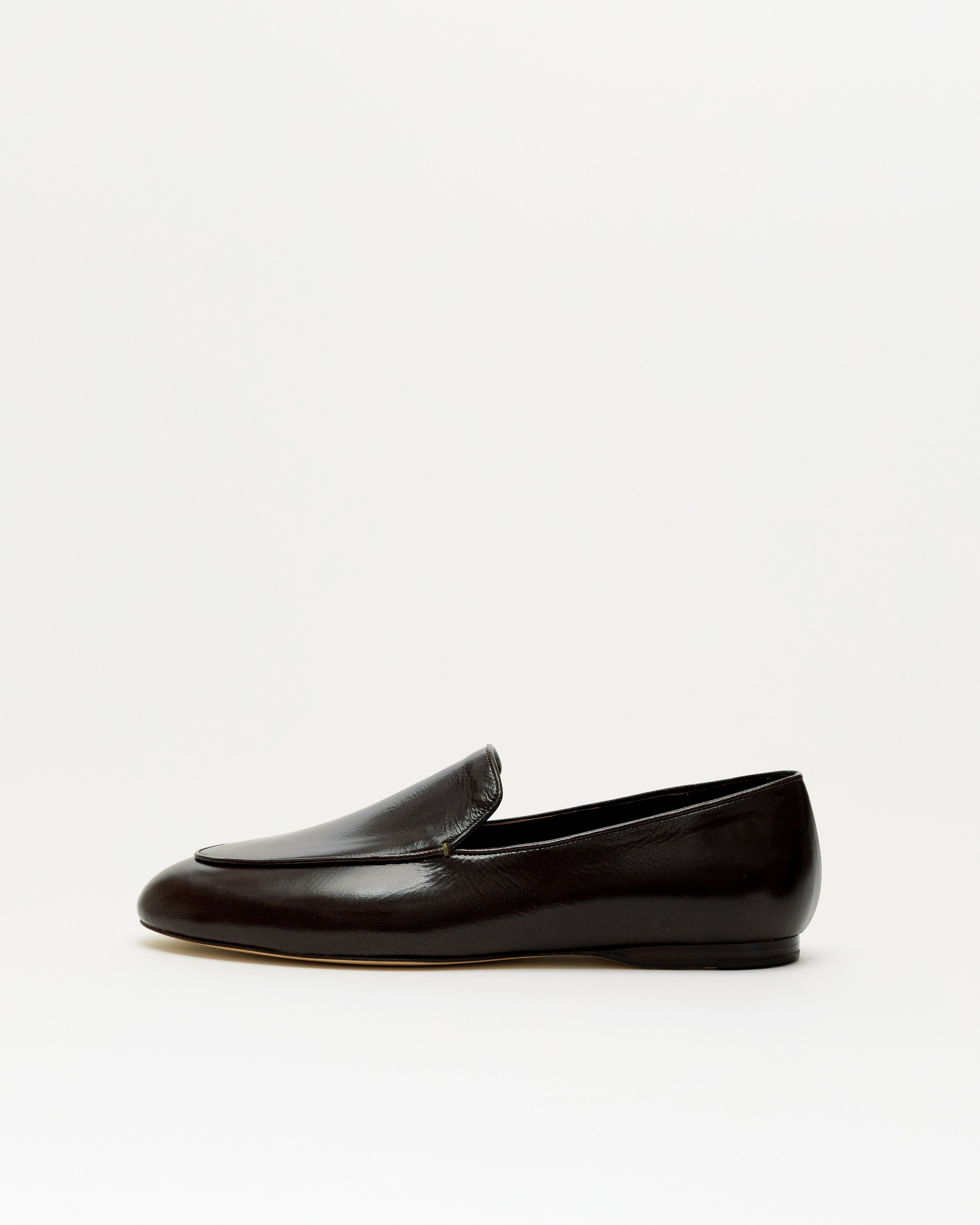 Cecil - Soft grain in Dark chocolate