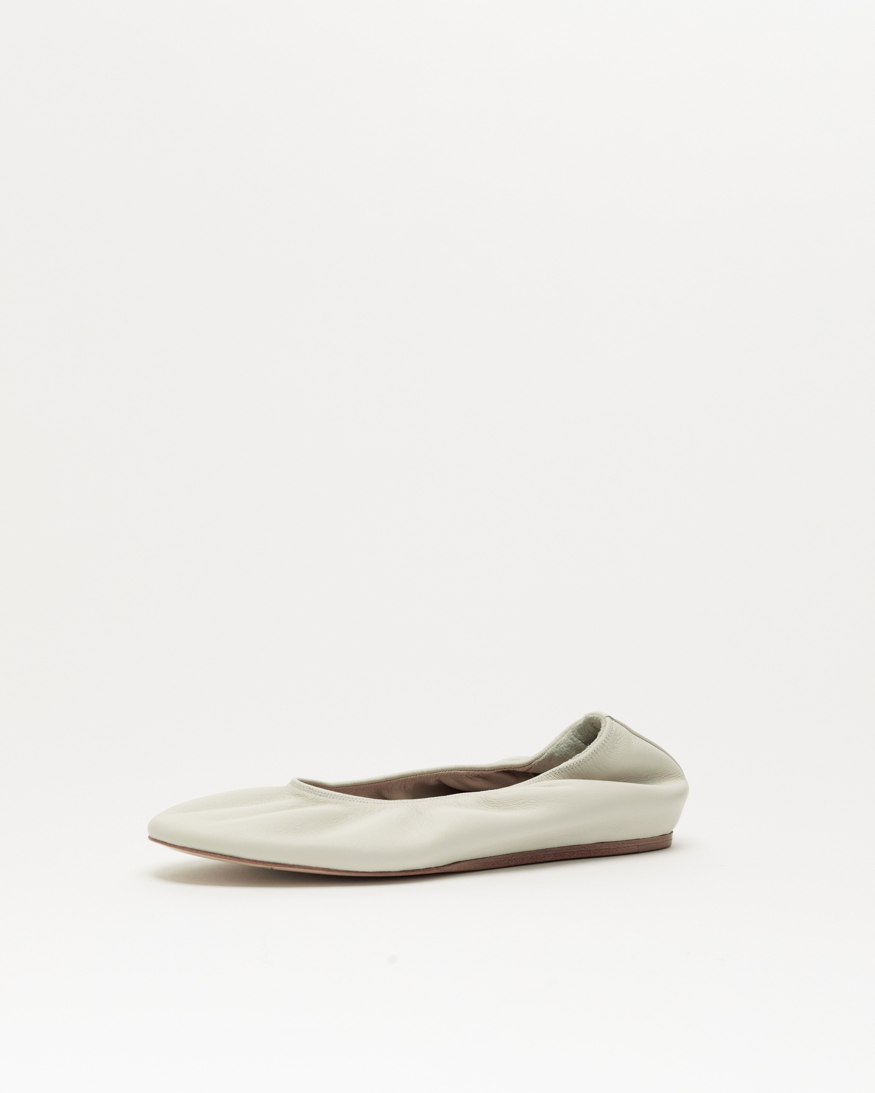 Marguerite - Leather in Warm White