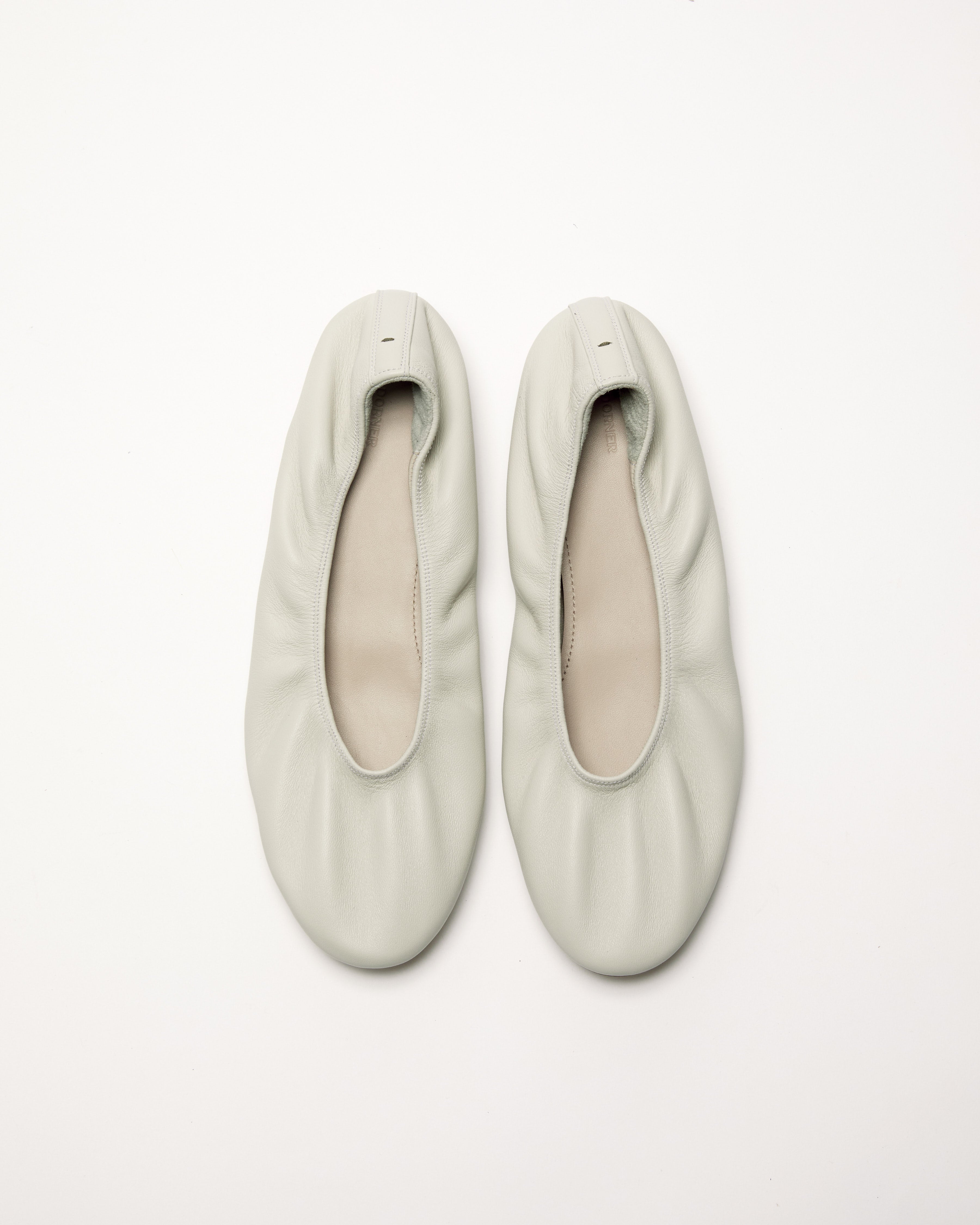 Marguerite - Leather in Warm White