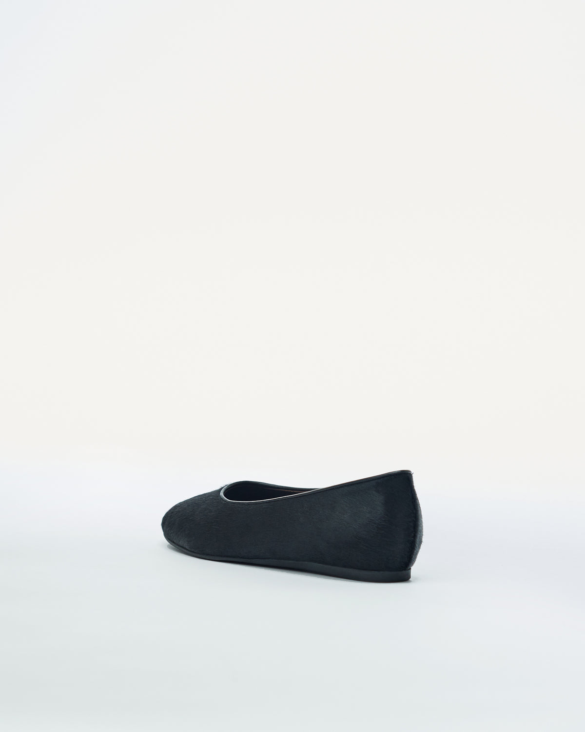 Madeleine - Black
