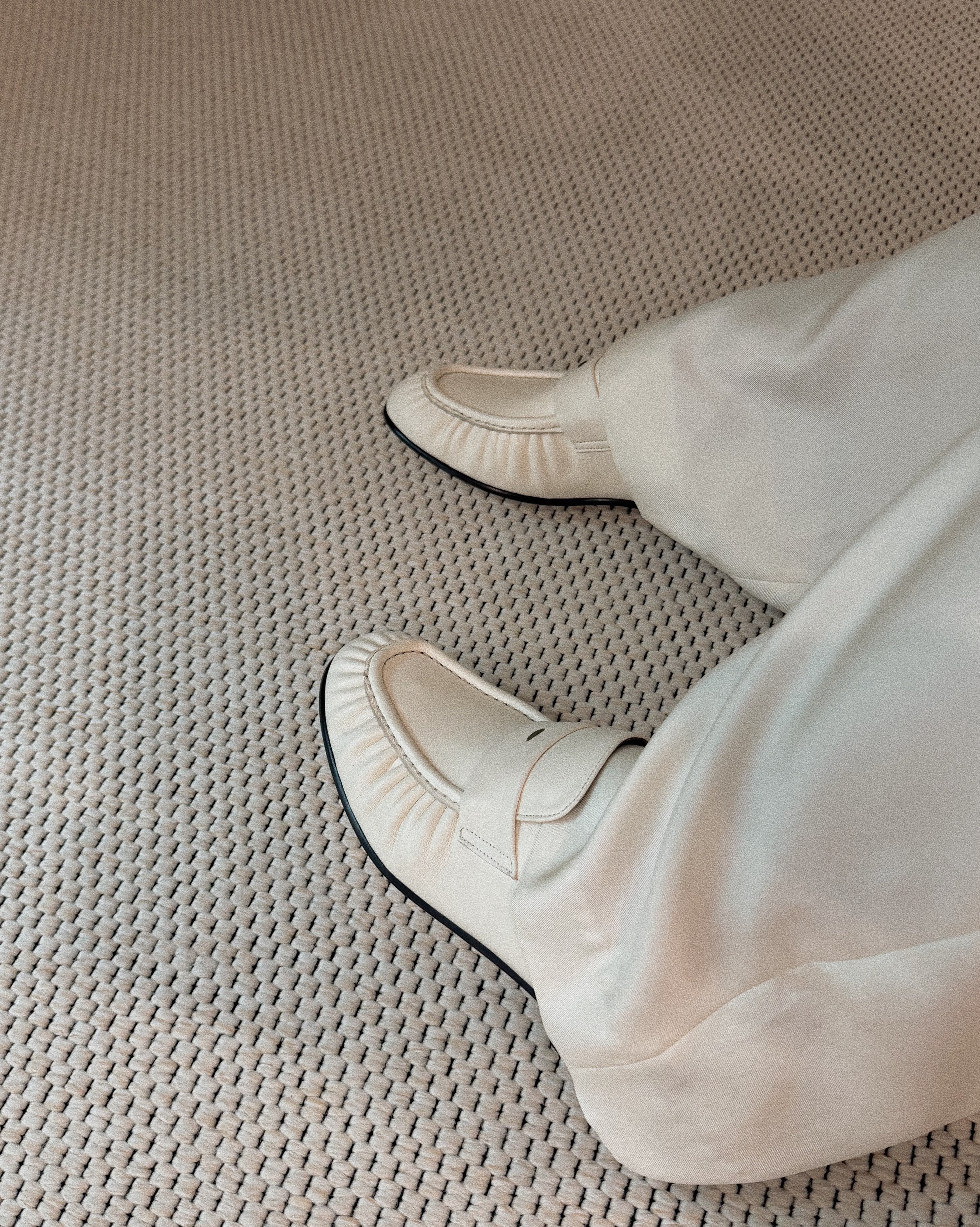 Louis - Leather in Creme