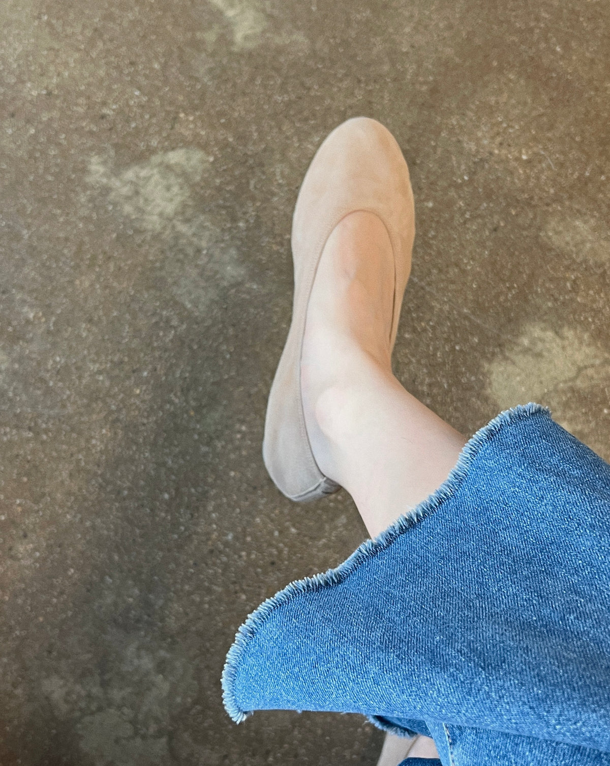 Marguerite - Suede Sand